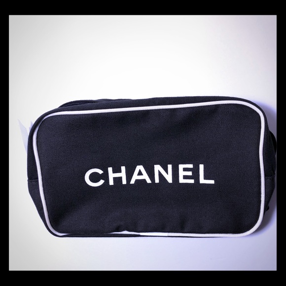 CHANEL Handbags - Vintage 90s CHANEL Cosmetic Makeup Bag